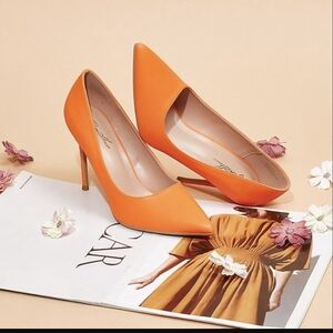 Chic Orange Pointed-Toe Heels